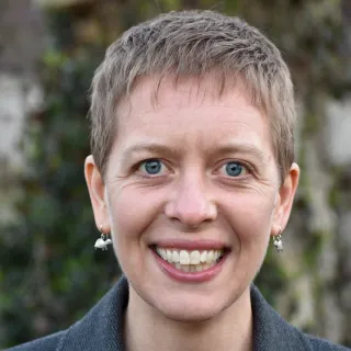 Gammon  Earhart